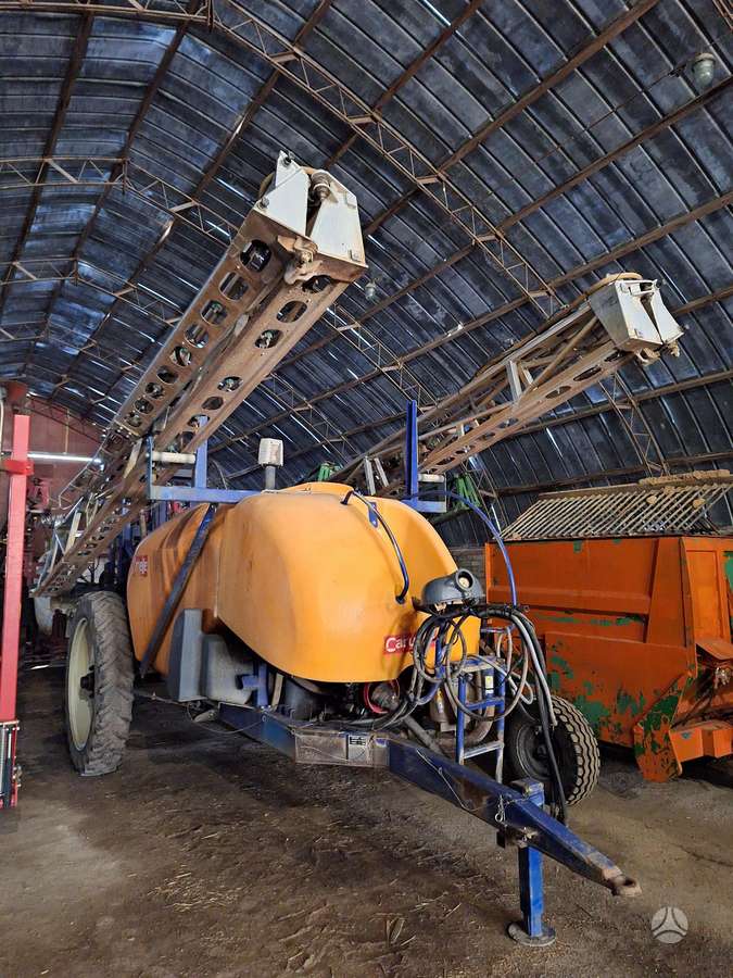 Caruelle Olympia 400 S, sprayers