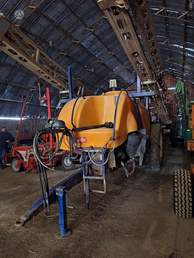 Caruelle Olympia 400 S, разбрызгиватели