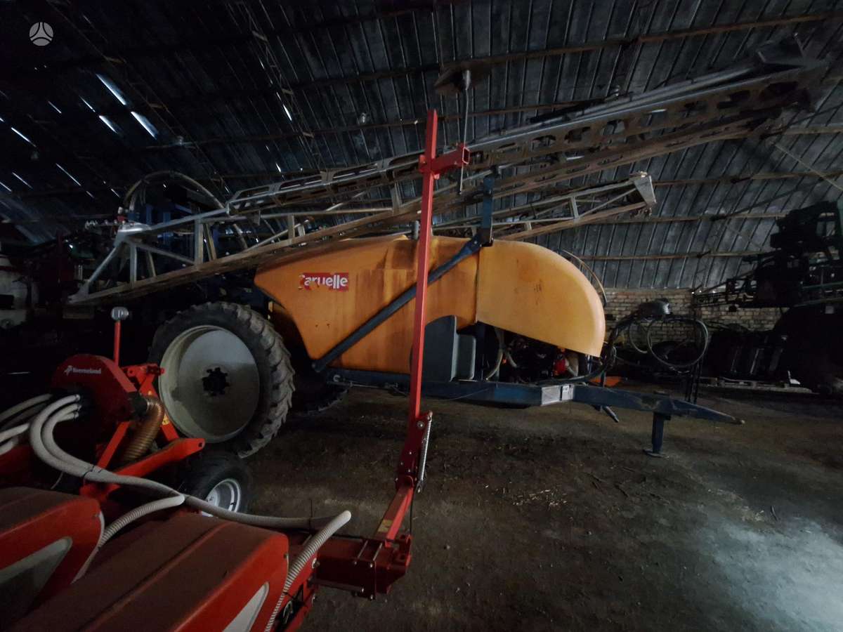 Caruelle Olympia 400 S, sprayers