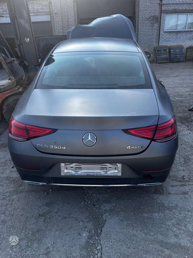 Mercedes-Benz CLS350