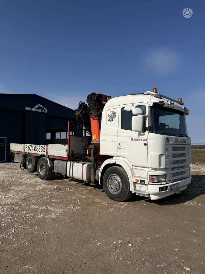 Scania R124, ar krānu