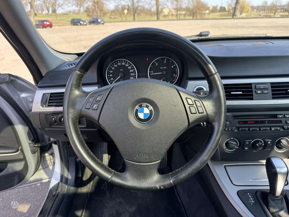 BMW 320, 2.0 l., Универсал