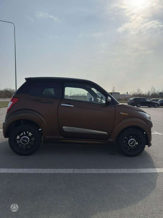 Ligier JS50, 0.5 l., hatchback