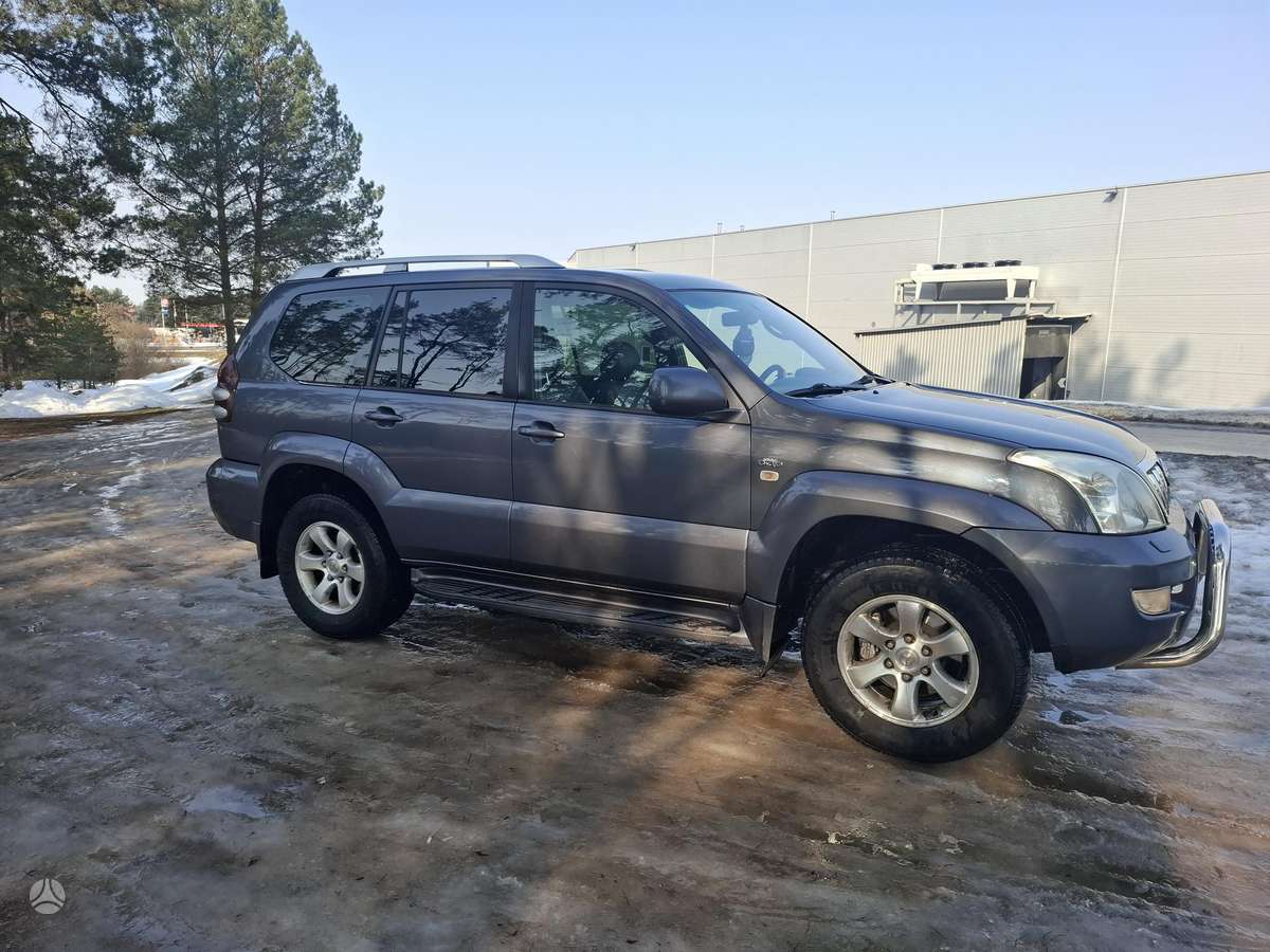 Toyota Land Cruiser - 8