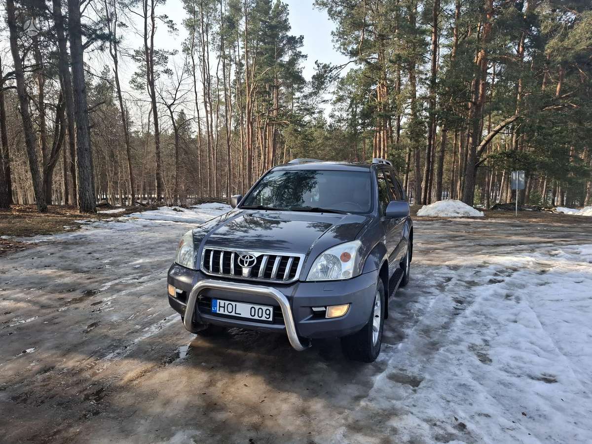 Toyota Land Cruiser - 10