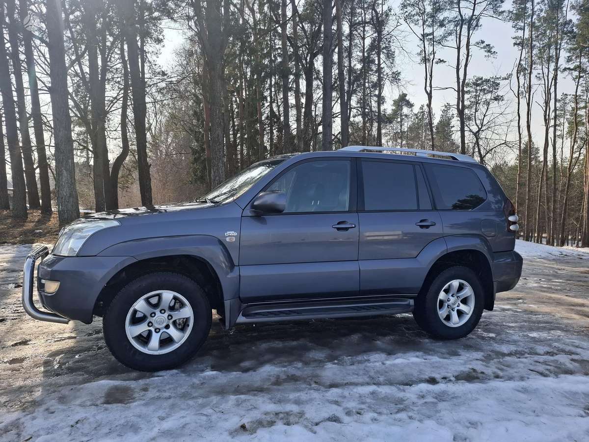 Toyota Land Cruiser - 11