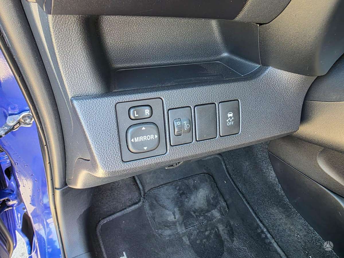 Subaru Trezia, 1.4 l., hatchback