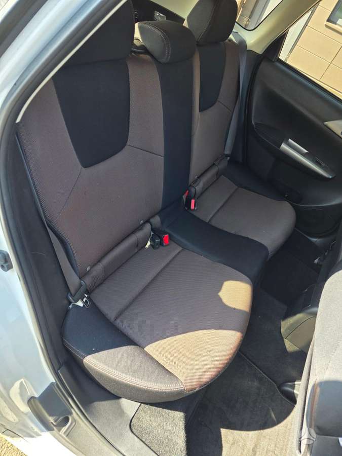 Subaru Impreza, 2.0 l., Хэтчбек