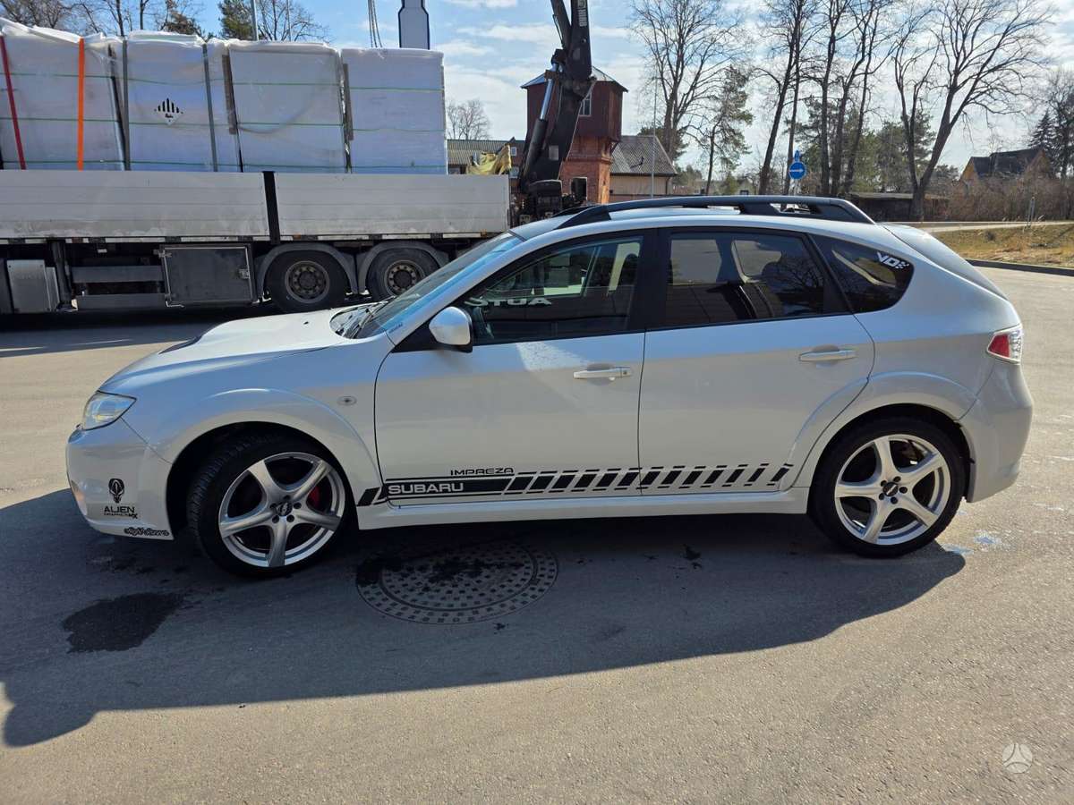 Subaru Impreza, 2.0 l., Хэтчбек