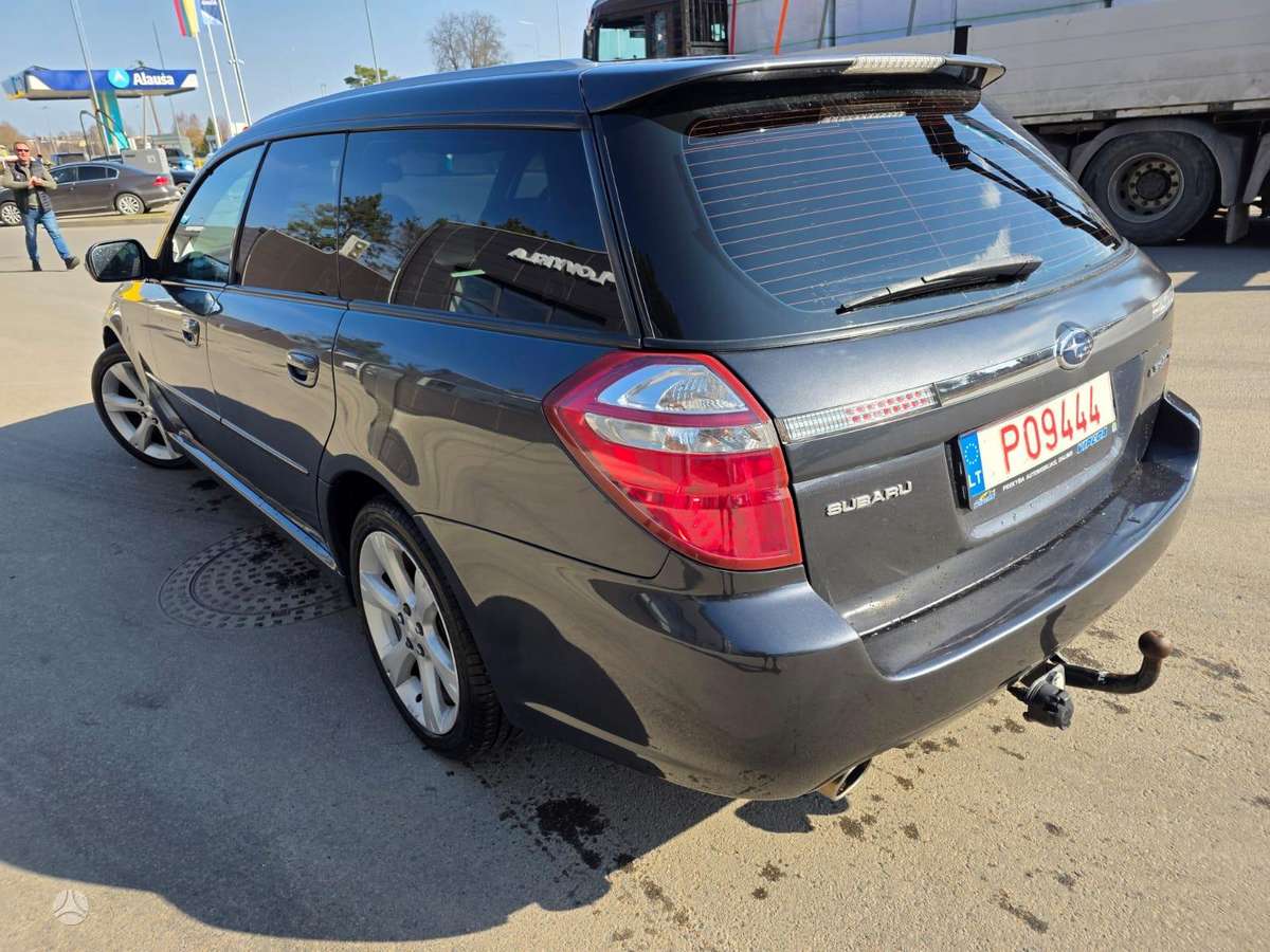 Subaru Legacy - 5