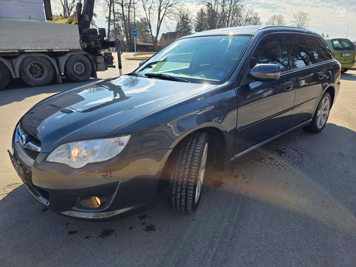 Subaru Legacy - 7