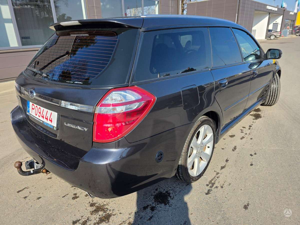 Subaru Legacy - 3