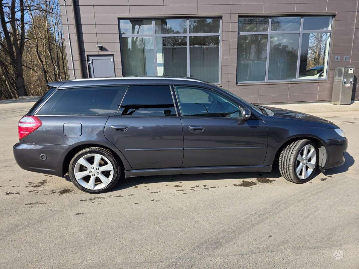 Subaru Legacy - 2