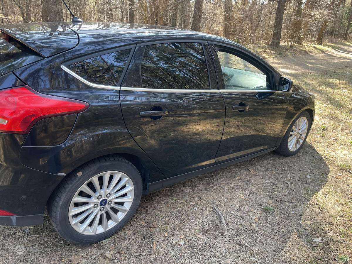 Ford Focus, 1.0 l., Хэтчбек