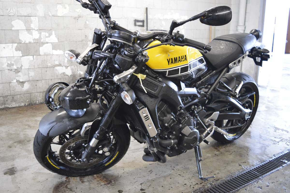 Yamaha XSR, street / классические