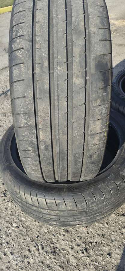Goodyear, летние 275/40 R22