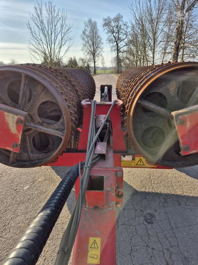 He-va 630, compacting, leveling rollers