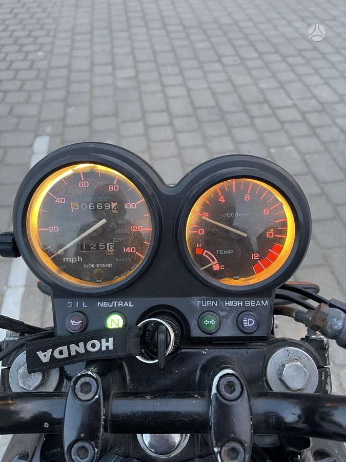 Honda CB 499cc, street / classic