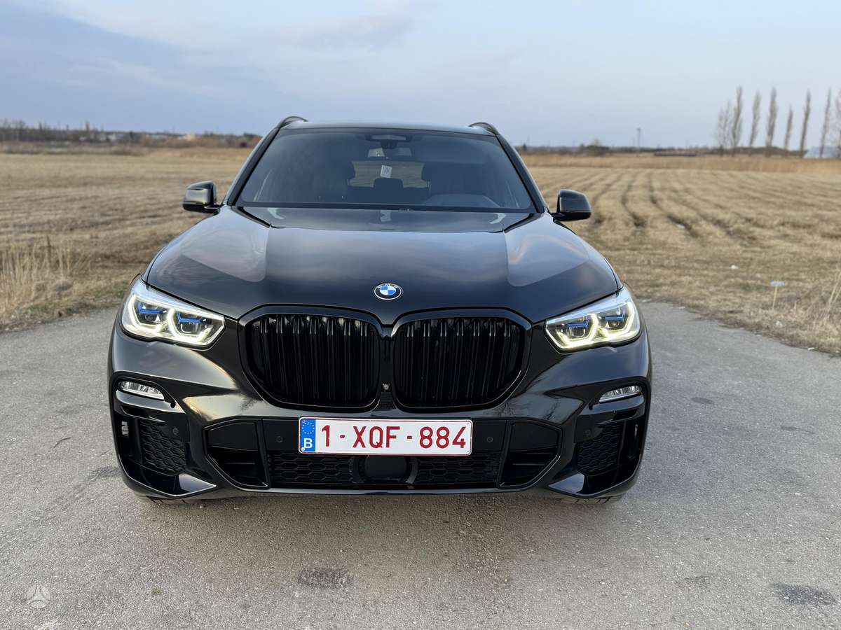 BMW X5, 3.0 l., off-road / crossover
