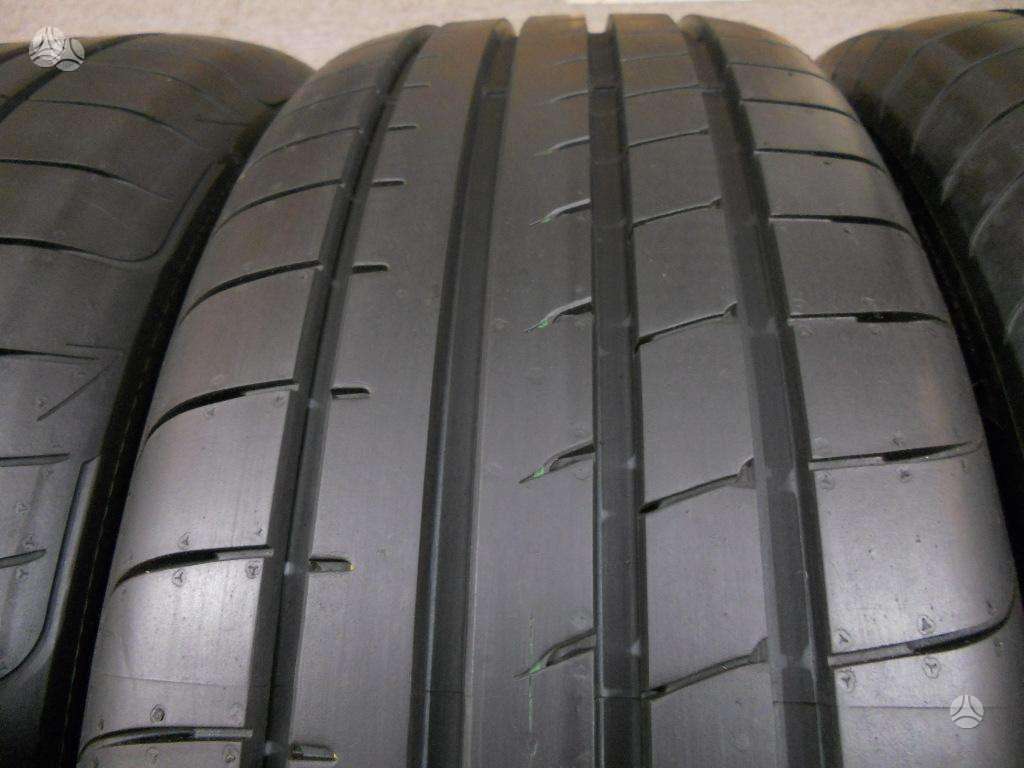 Goodyear 8mm 95% 2+2+, summer 225/55 R17