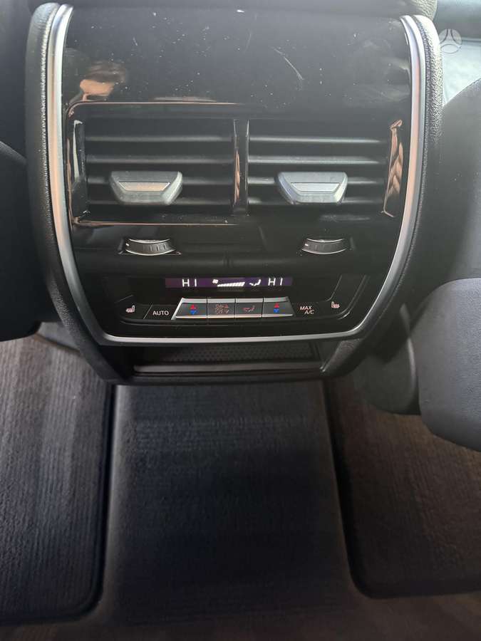 BMW X5, 3.0 l., off-road / crossover