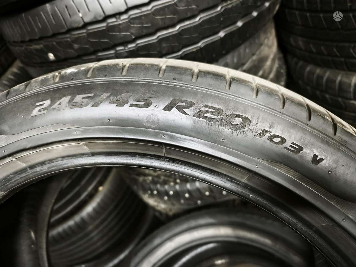 Pirelli P ZERO, летние 245/45 R20
