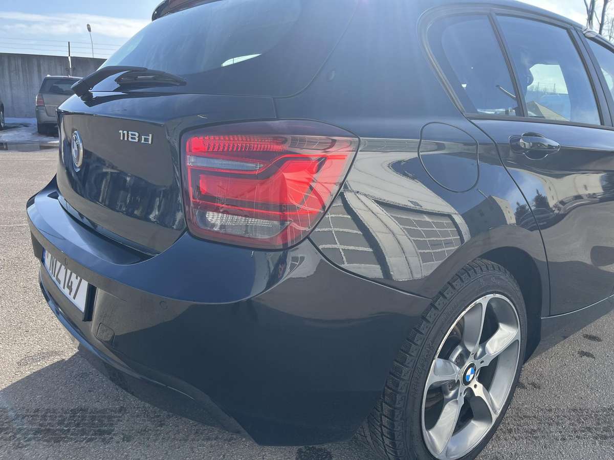 BMW 118, 2.0 l., Хэтчбек