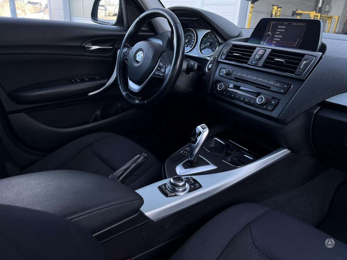 BMW 118, 2.0 l., Хэтчбек