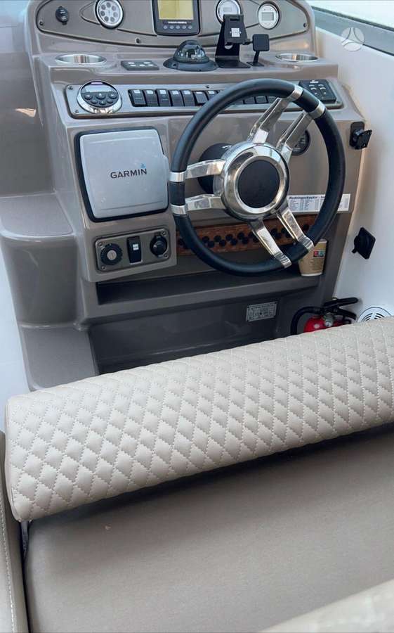 JAV Rinker 260, яхты / катера