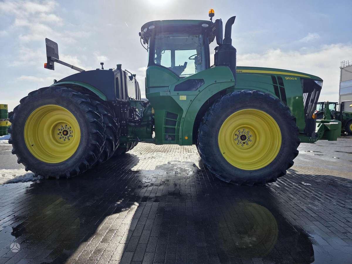 John Deere 9520R, тракторы