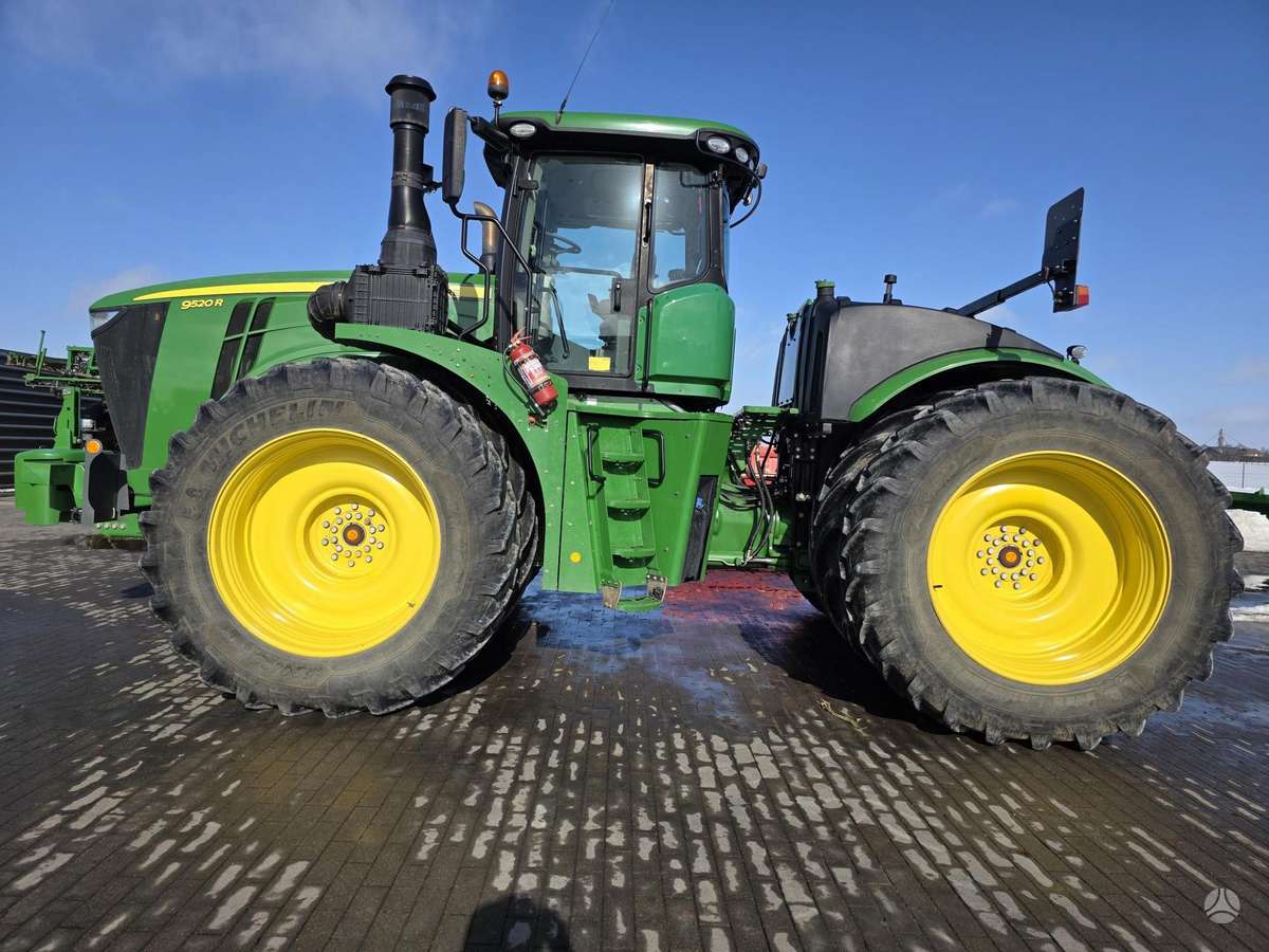 John Deere 9520R, тракторы
