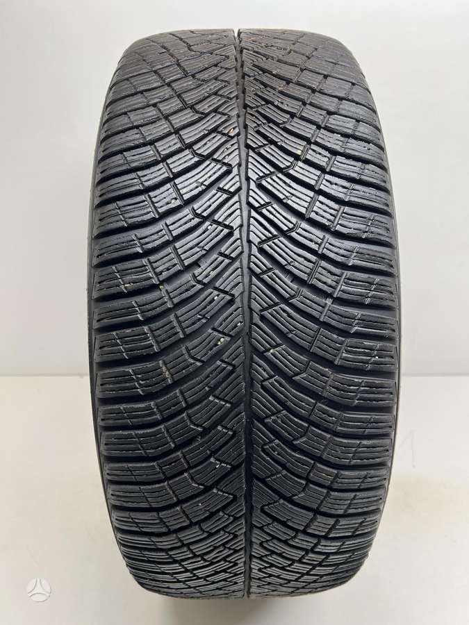 Pirelli P-Zero Winter 2 ELECT 2024m, зимние 255/45 R19