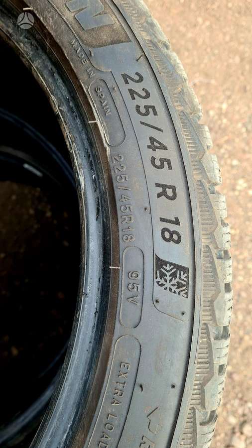 Michelin Pilot Alpin5, winter 225/45 R18