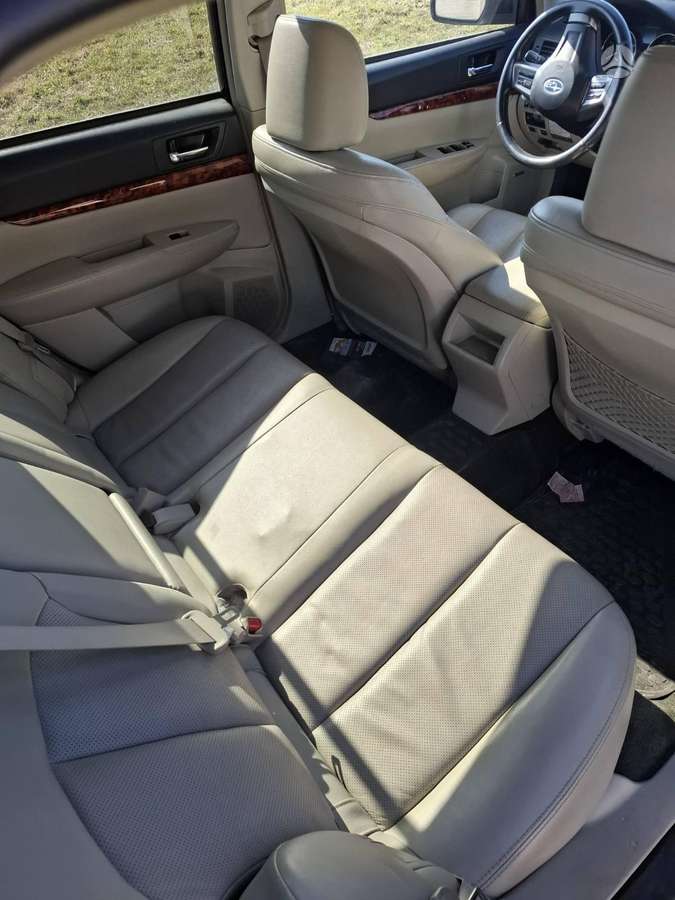 Subaru Outback по частям