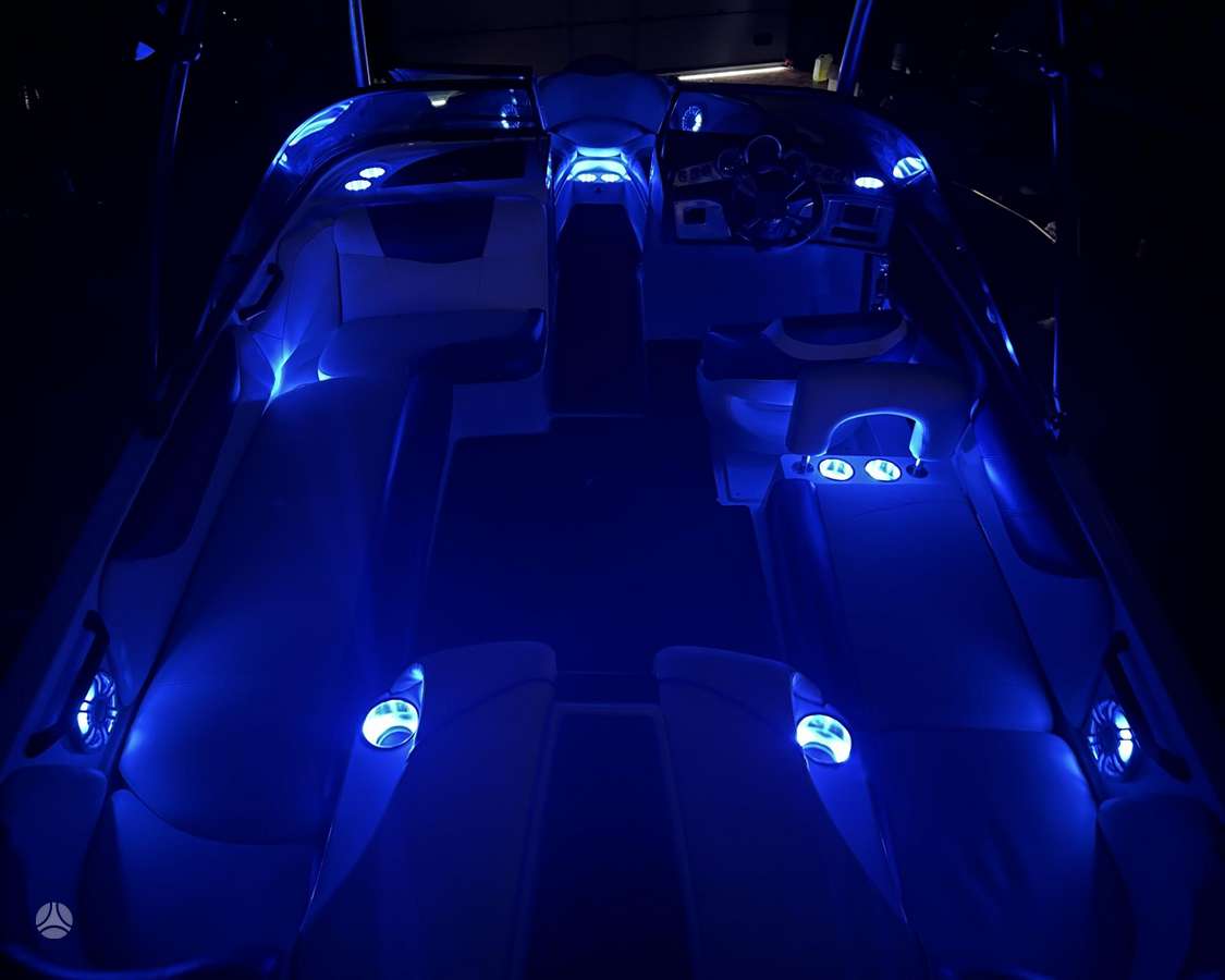 MasterCraft X14V, yachts / cruisers