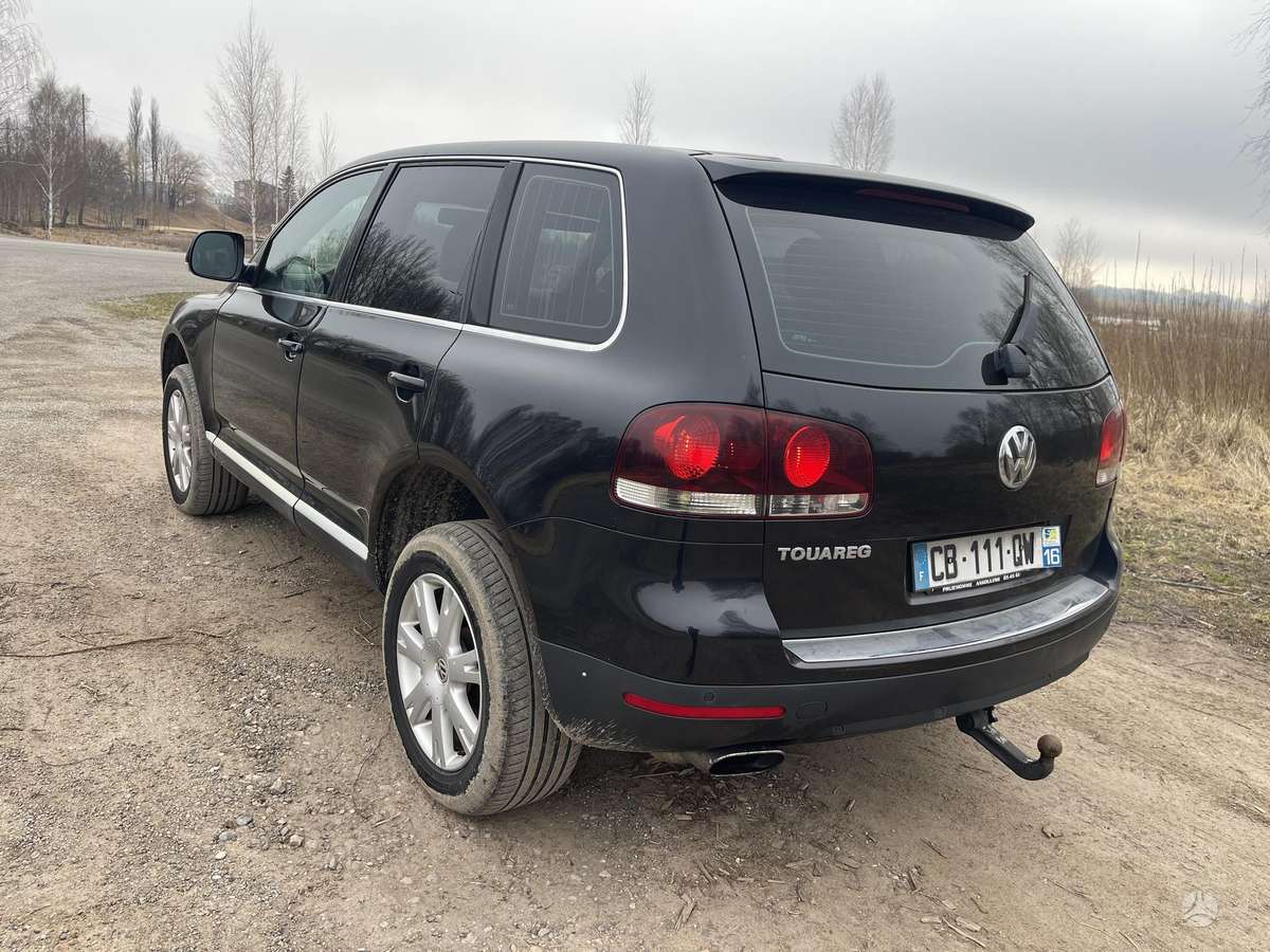 Volkswagen Touareg - 4
