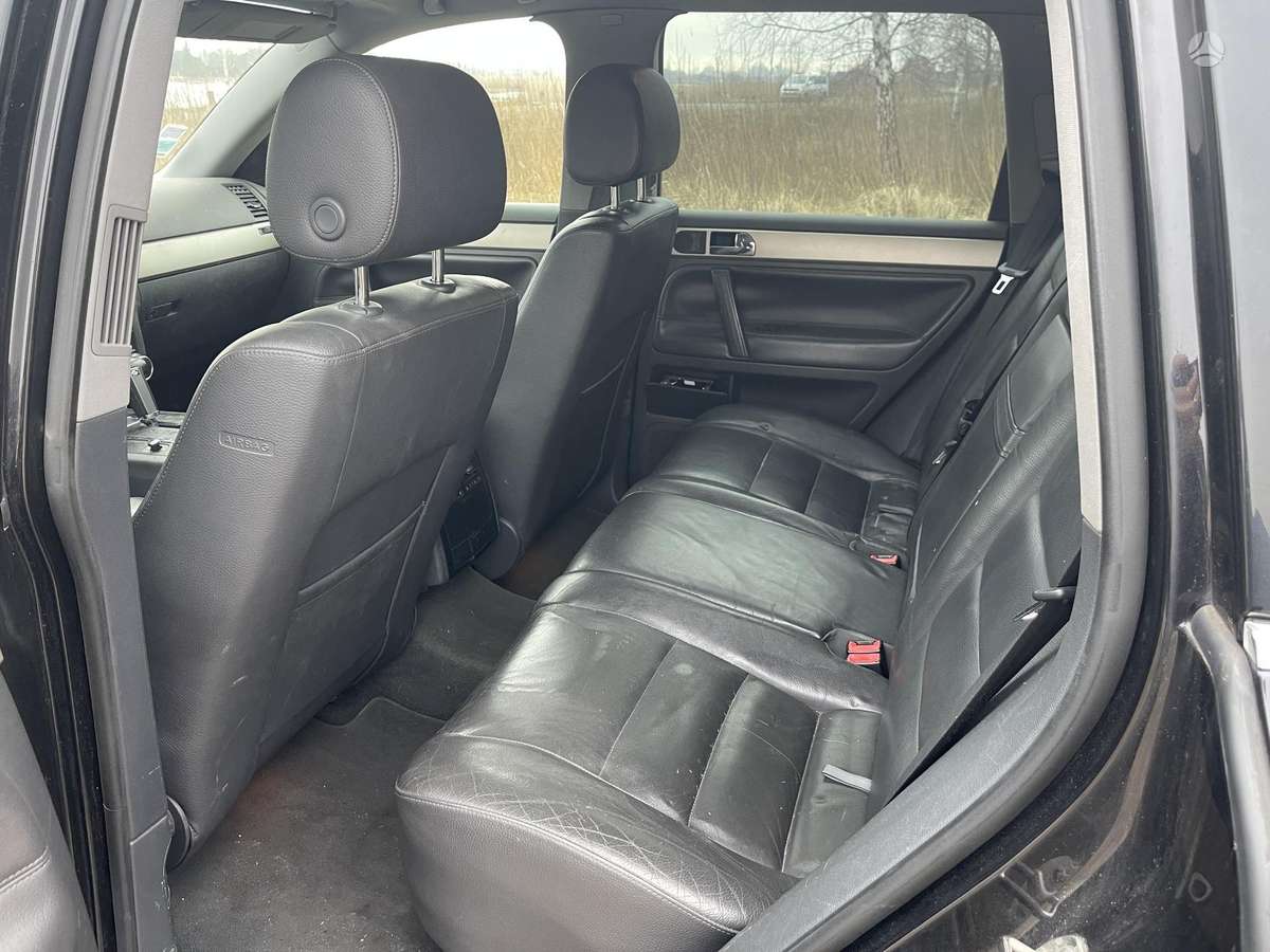 Volkswagen Touareg - 7