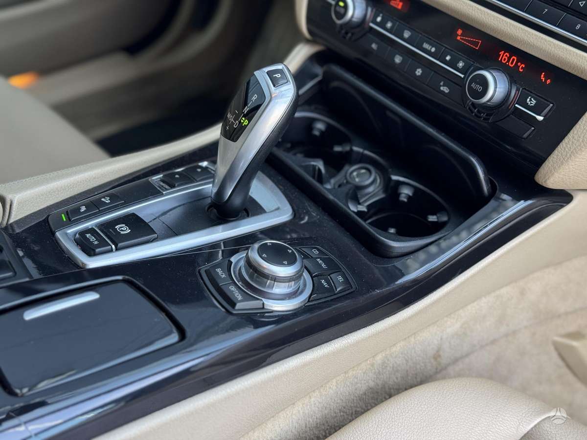 BMW 525, 2.0 l., Универсал
