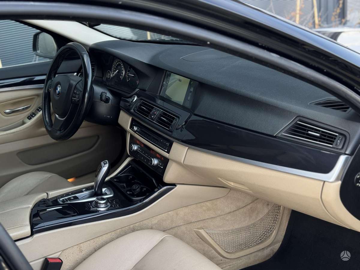 BMW 525, 2.0 l., Универсал