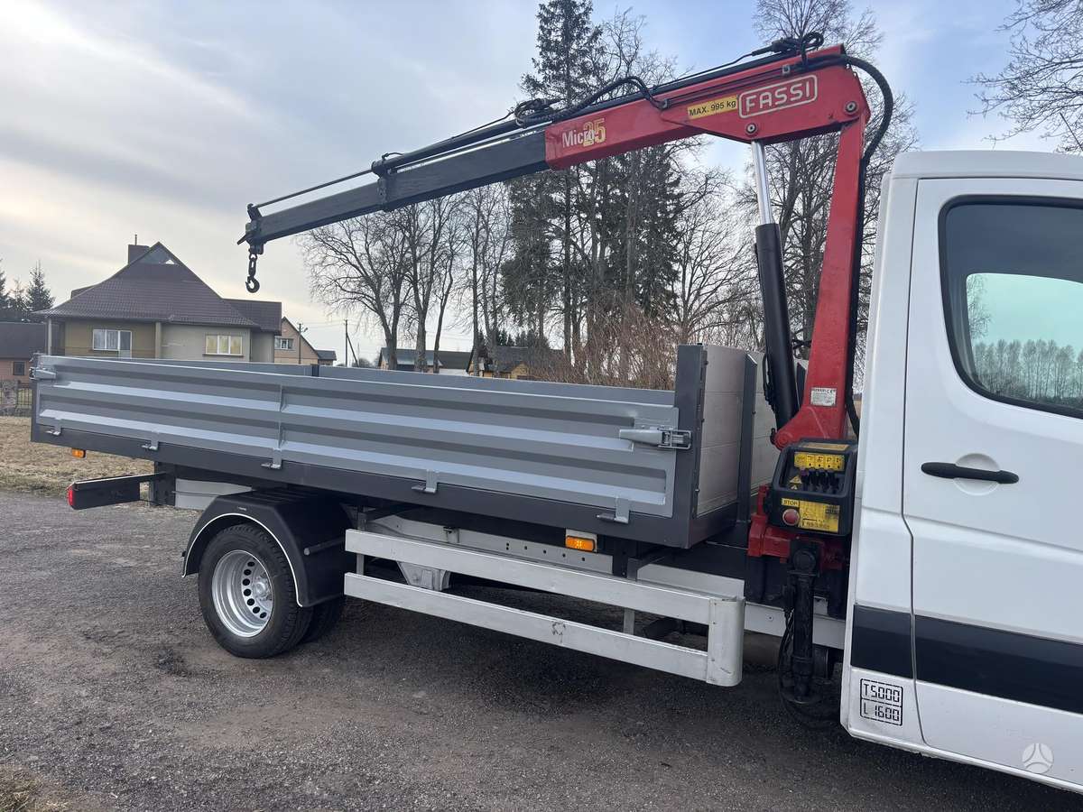 Volkswagen Crafter, dumpers with crane