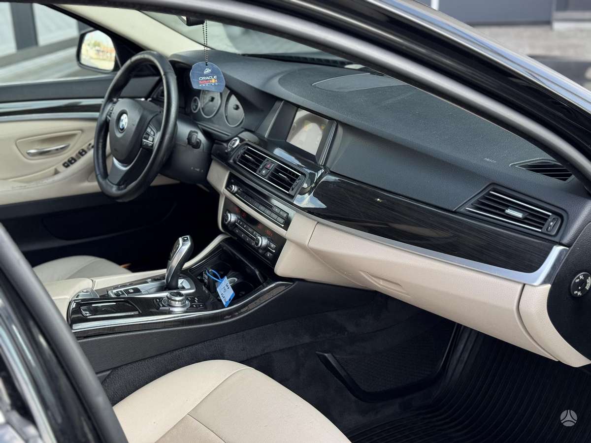 BMW 520, 2.0 l., Седан