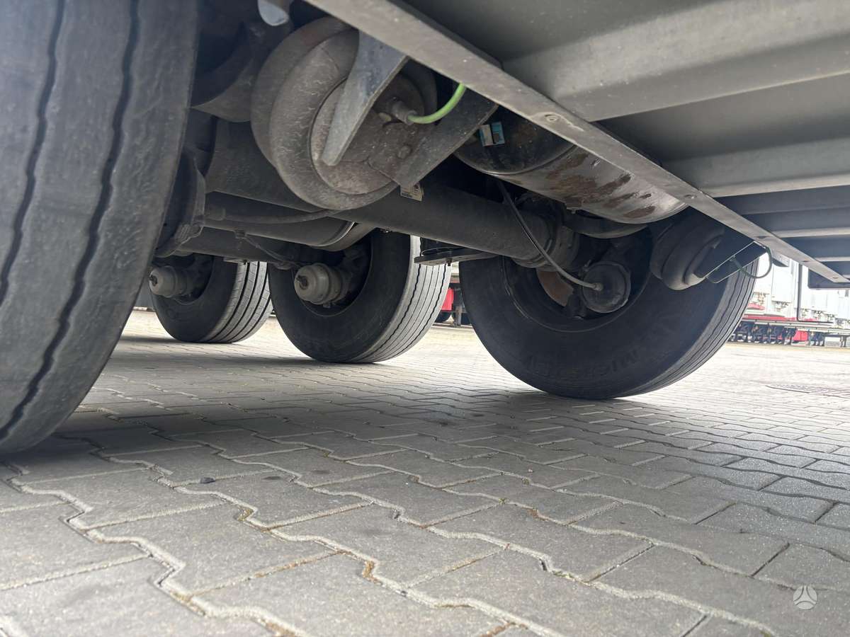 Schmitz SKO 24/L-13.4, šaldytuvai