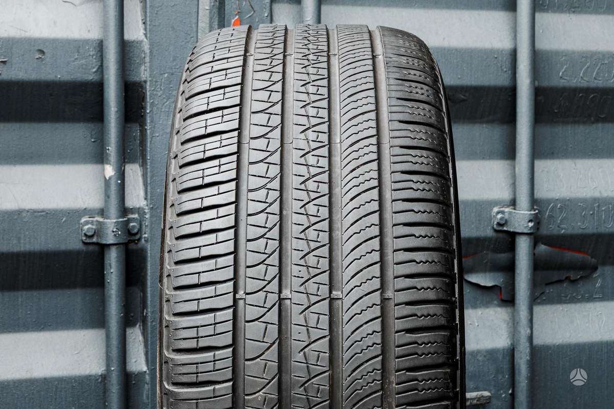 Pirelli Scorpion Zero (JLR,PNCS), летние 285/45 R22