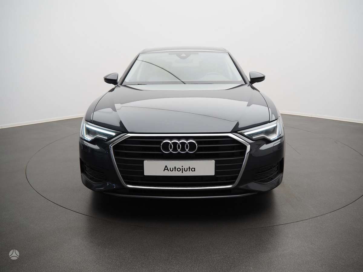 Audi A6, 2.0 l., Седан