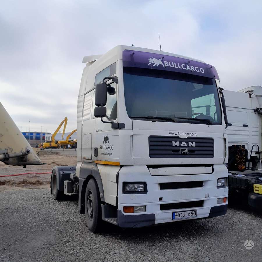 MAN TGA 18.430, single sleeper