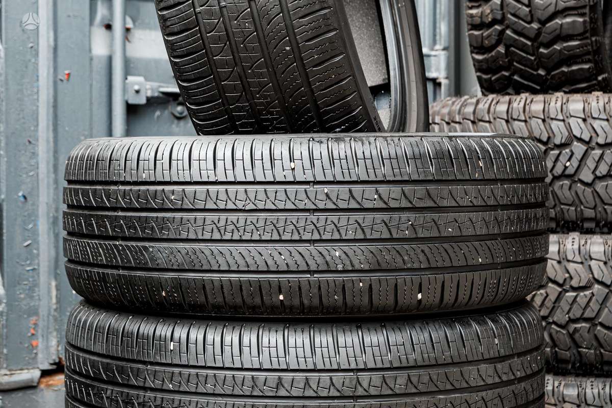 Pirelli Scorpion Zero (JLR), летние 235/50 R20