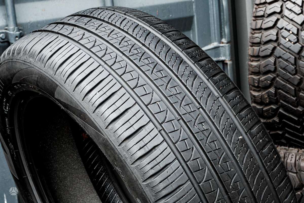Pirelli Scorpion Zero (JLR), летние 235/50 R20