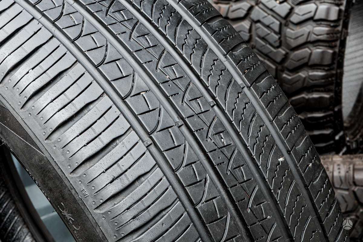 Pirelli Scorpion Zero (JLR), summer 235/50 R20