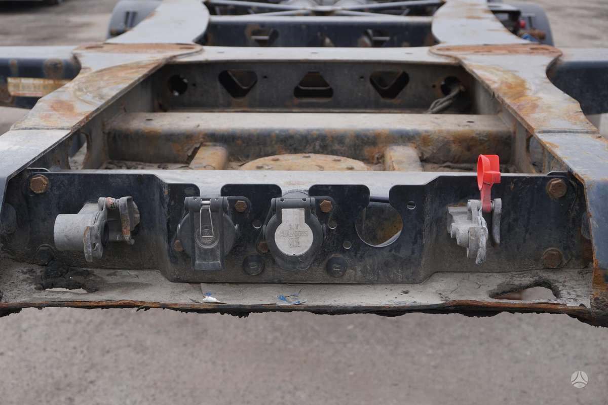 Kögel Tankplex 20ft SWCT24, konteinerių gabenimo