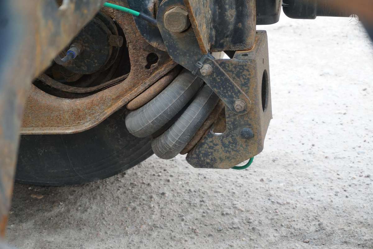 Kögel Tankplex 20ft SWCT24, konteinerių gabenimo